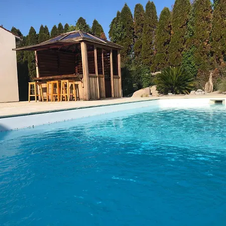 Piscine Et Jacuzzi A 2Km De La Plage De St Georges De Didonne Saint-Georges-de-Didonne Exterior photo