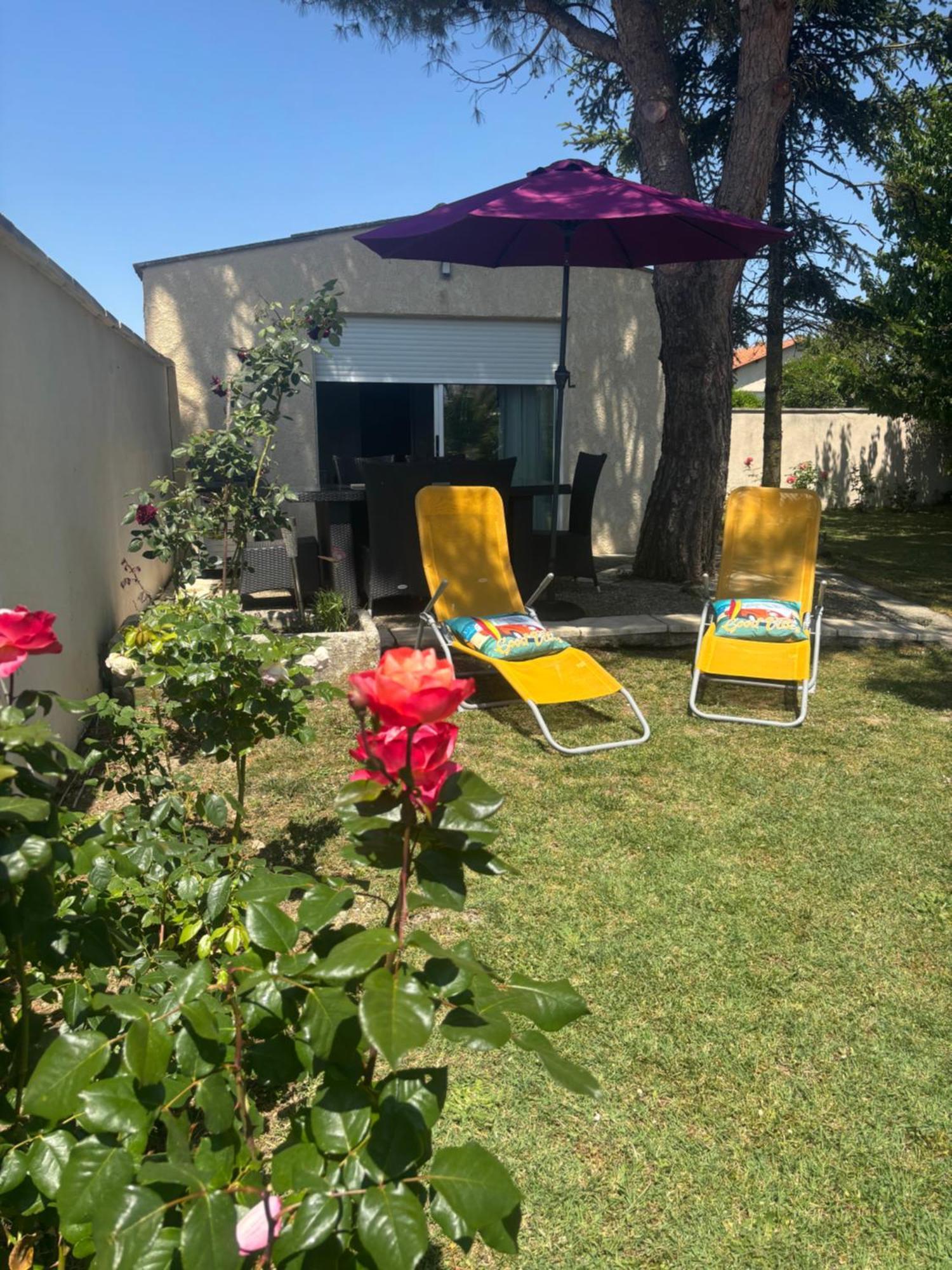 Holiday home Piscine Et Jacuzzi A 2km De La De St Georges De Didonne Saint-Georges-de-Didonne